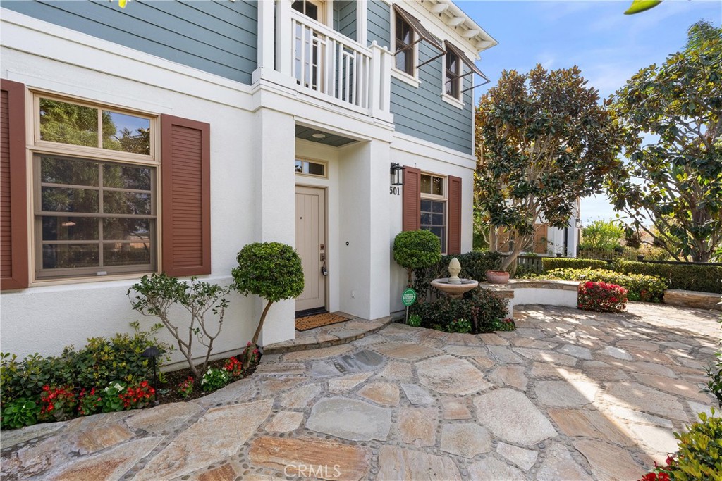 2501 Bungalow Place 1