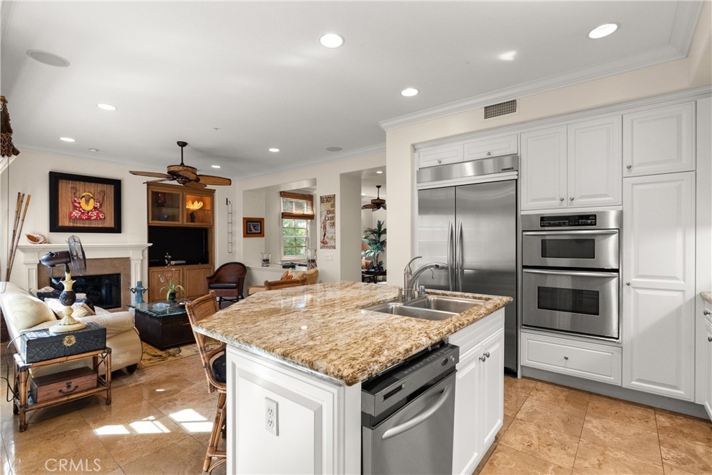 2501 Bungalow Place 1