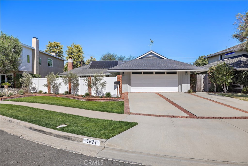 9021 Niguel Circle