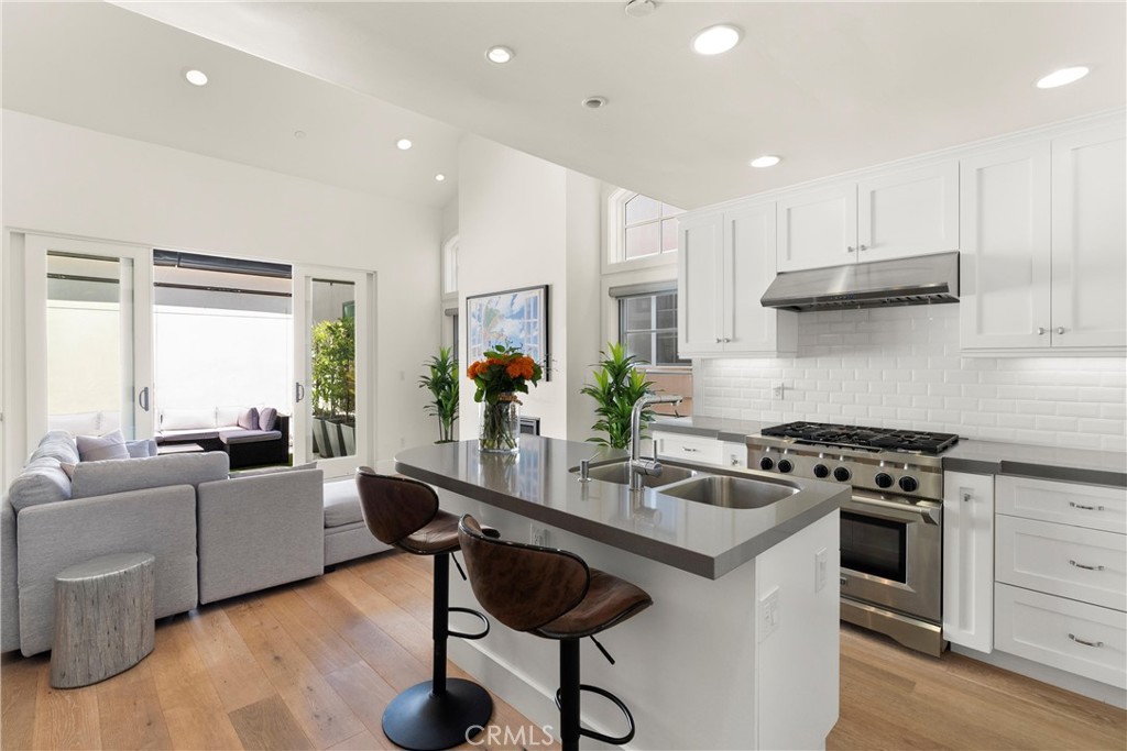 1/2 Marigold Avenue