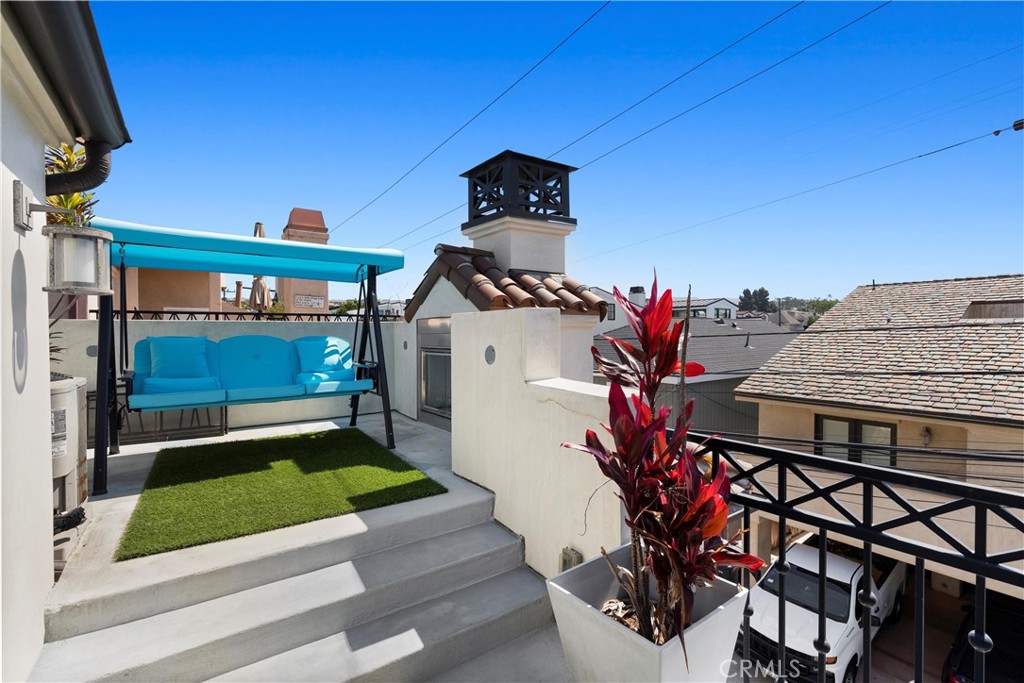 1/2 Marigold Avenue