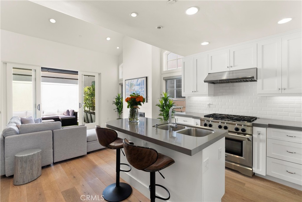 1/2 Marigold Avenue