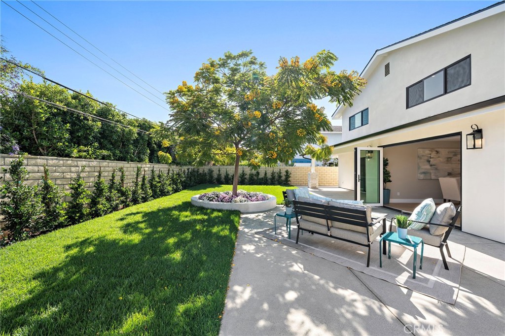9072 Niguel Circle