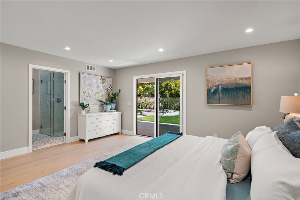 9072 Niguel Circle