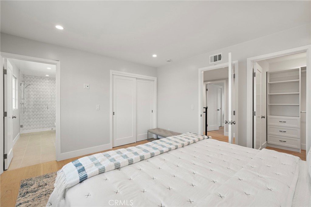 9072 Niguel Circle