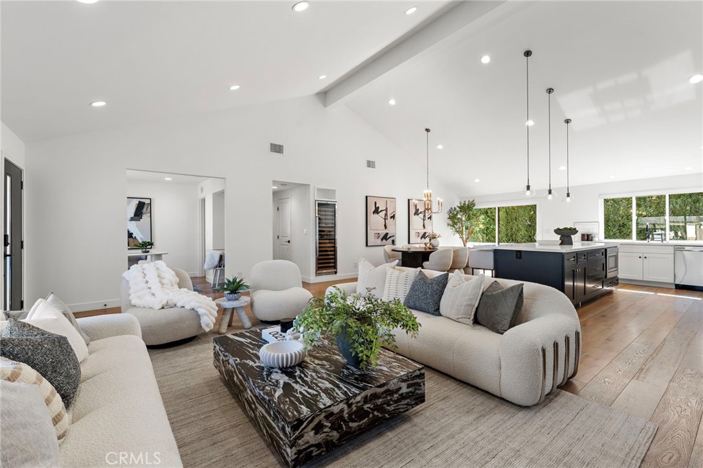 21321 Compass Lane