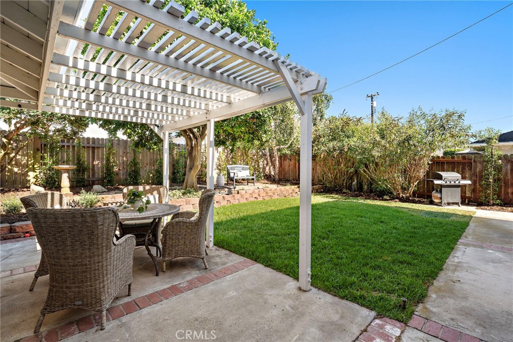 21612 Polynesian Lane