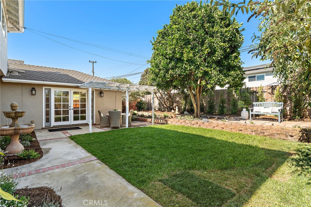 21612 Polynesian Lane