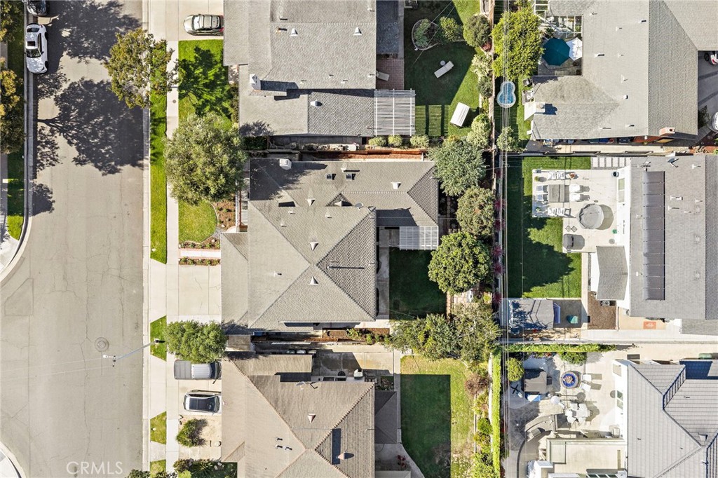 21612 Polynesian Lane