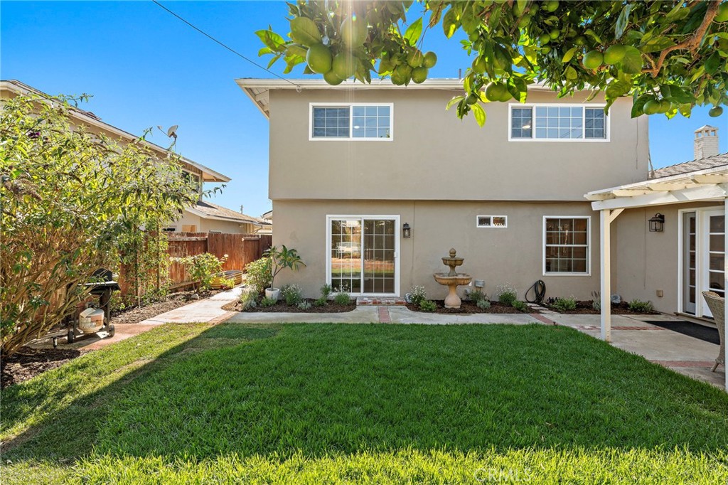 21612 Polynesian Lane