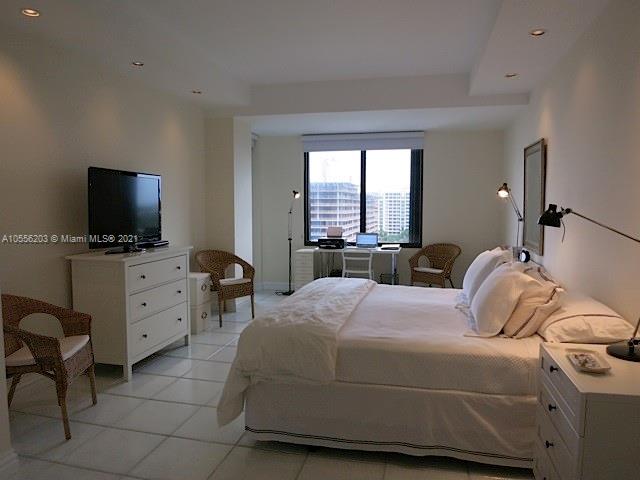 201 Crandon Blvd # 1027