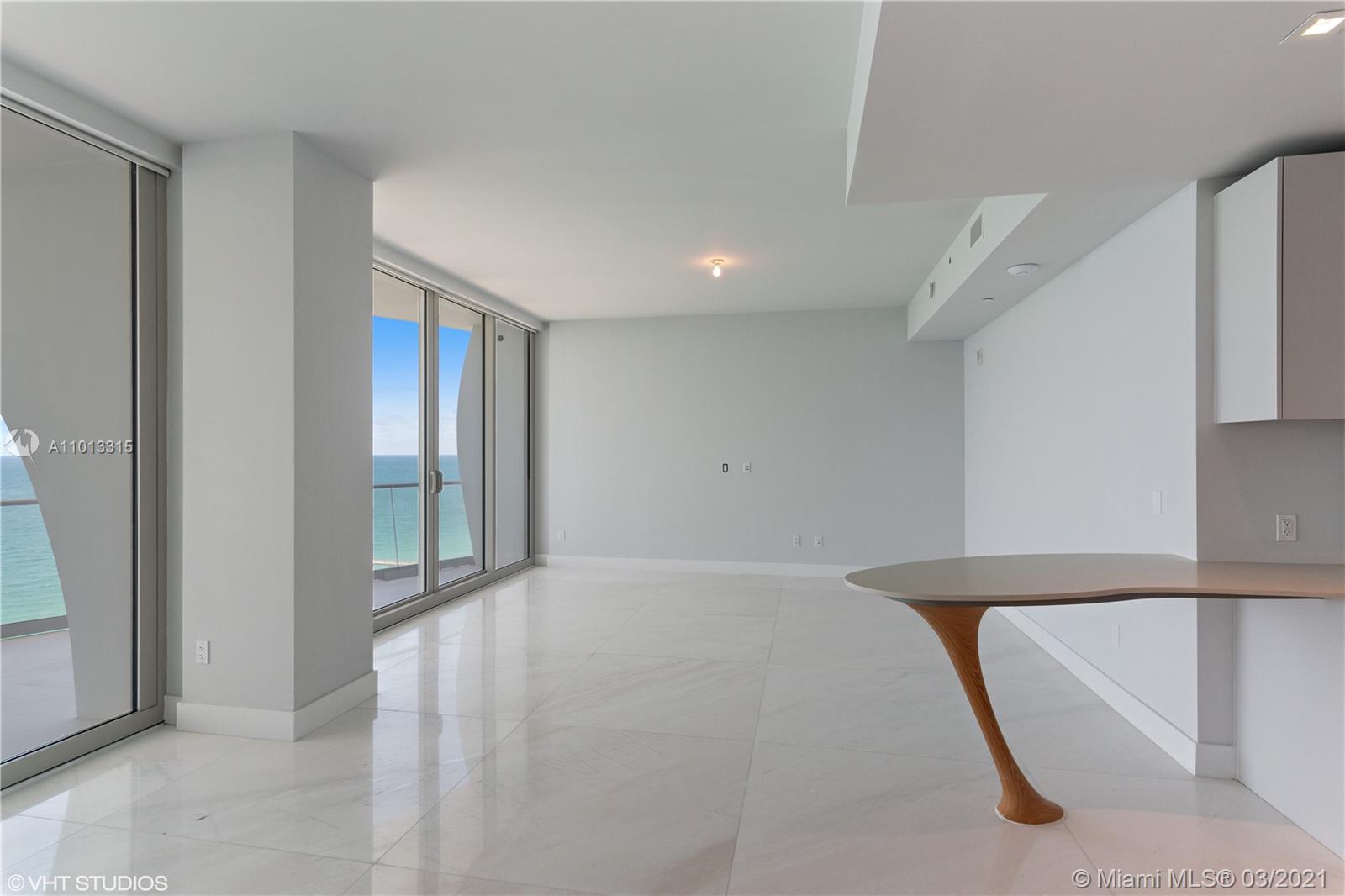 16901 Collins Ave # 1802