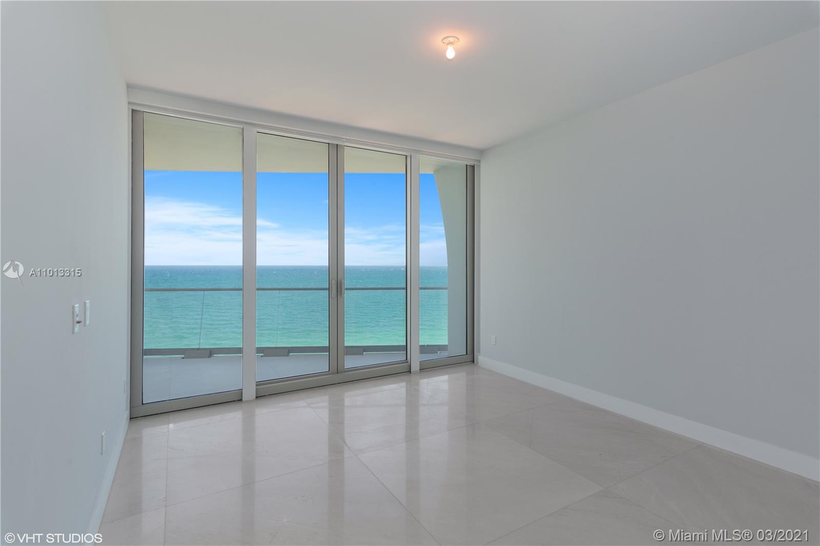 16901 Collins Ave # 1802