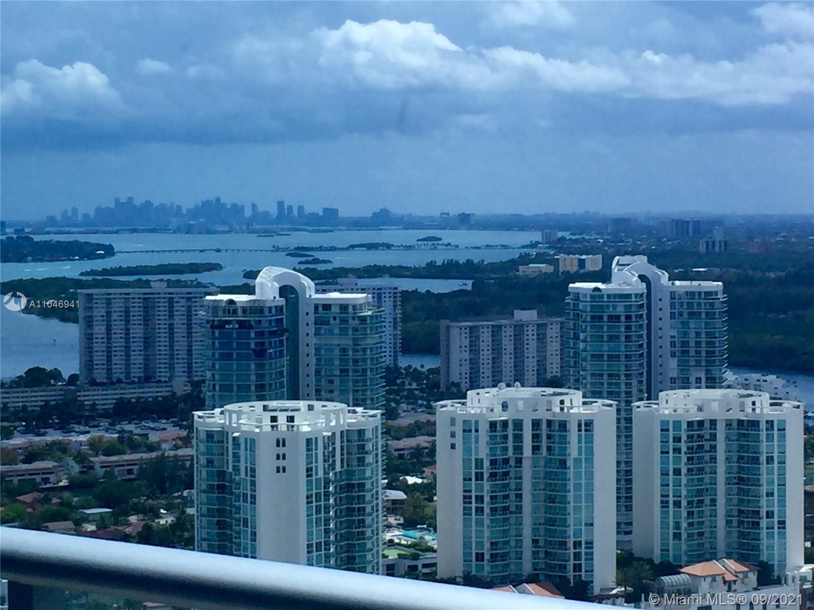 17001 Collins Ave # 4005