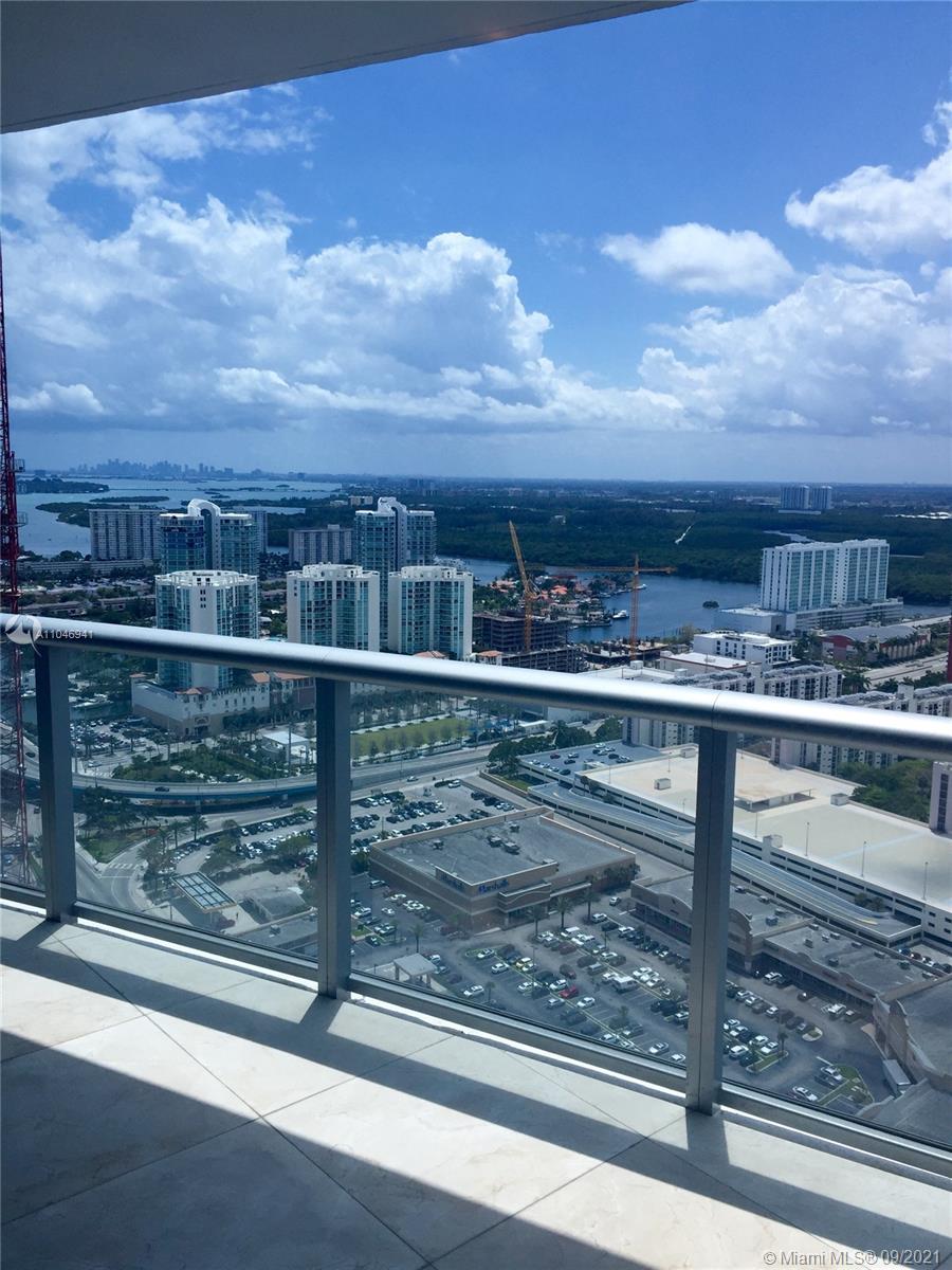 17001 Collins Ave # 4005