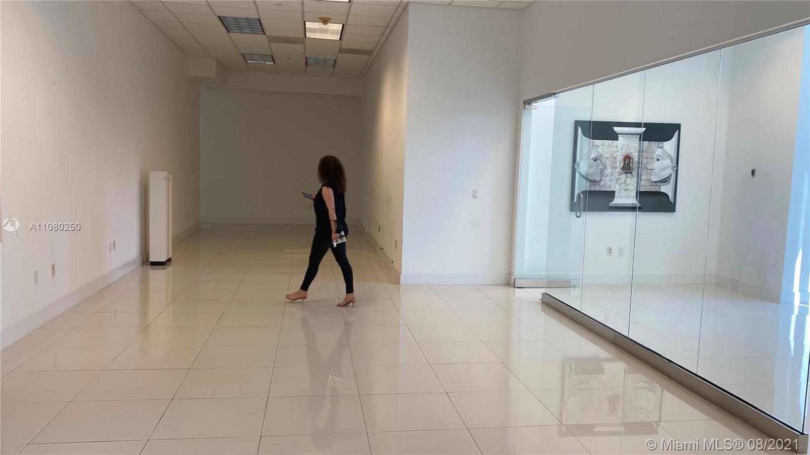 1200 Brickell Ave Unit: 200 D/E/F