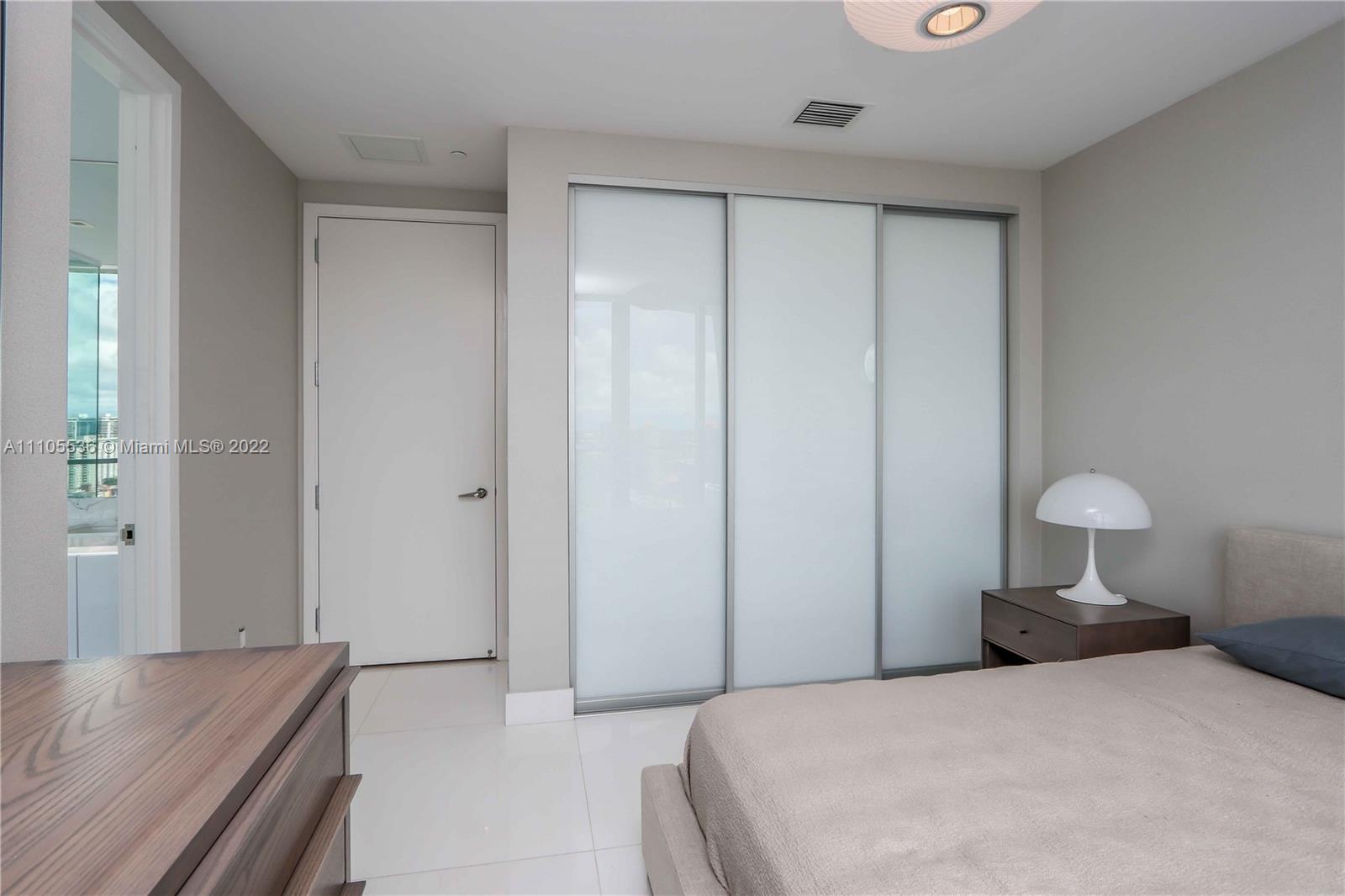 16901 Collins Ave # 2205