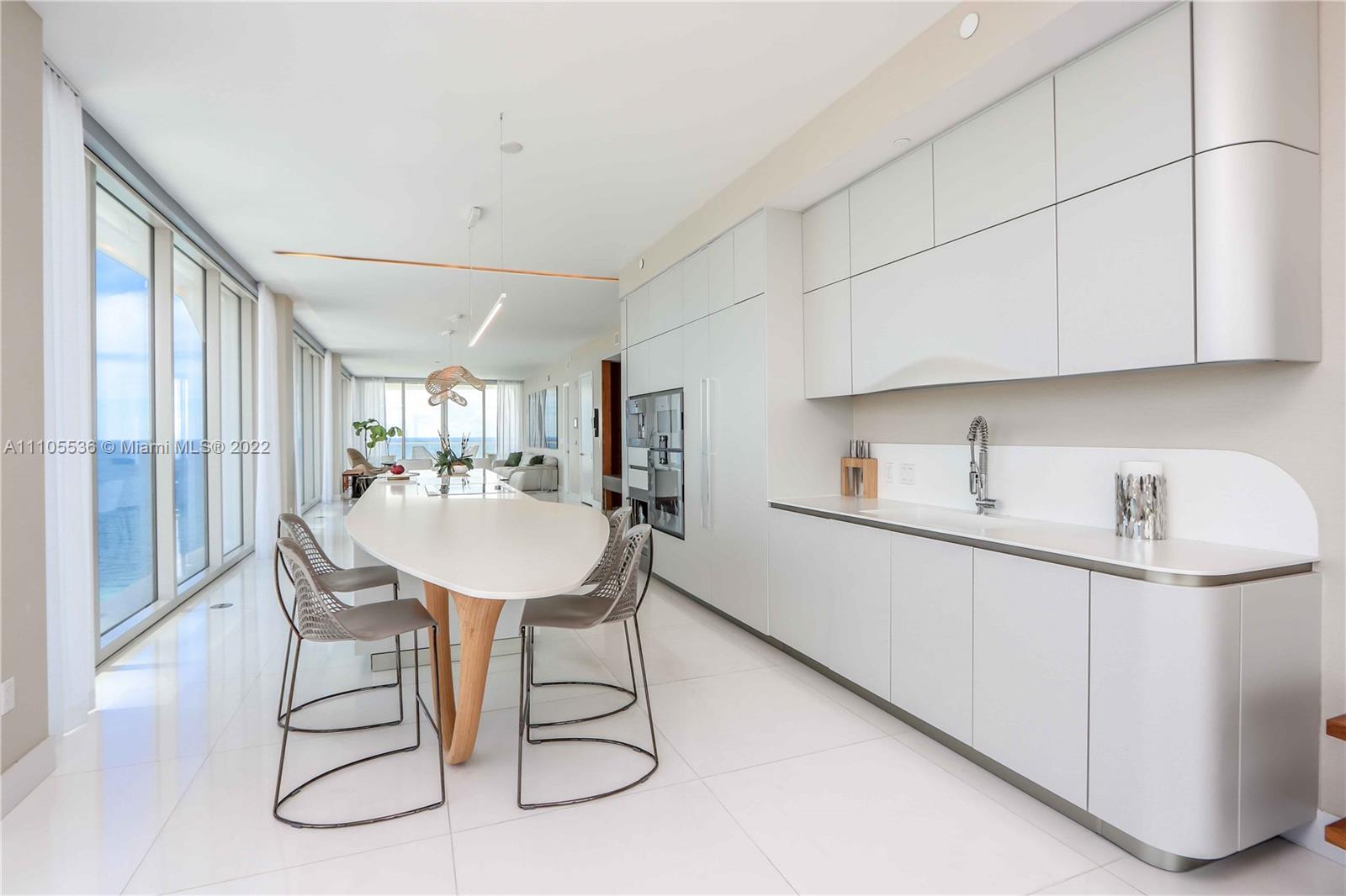 16901 Collins Ave # 2205
