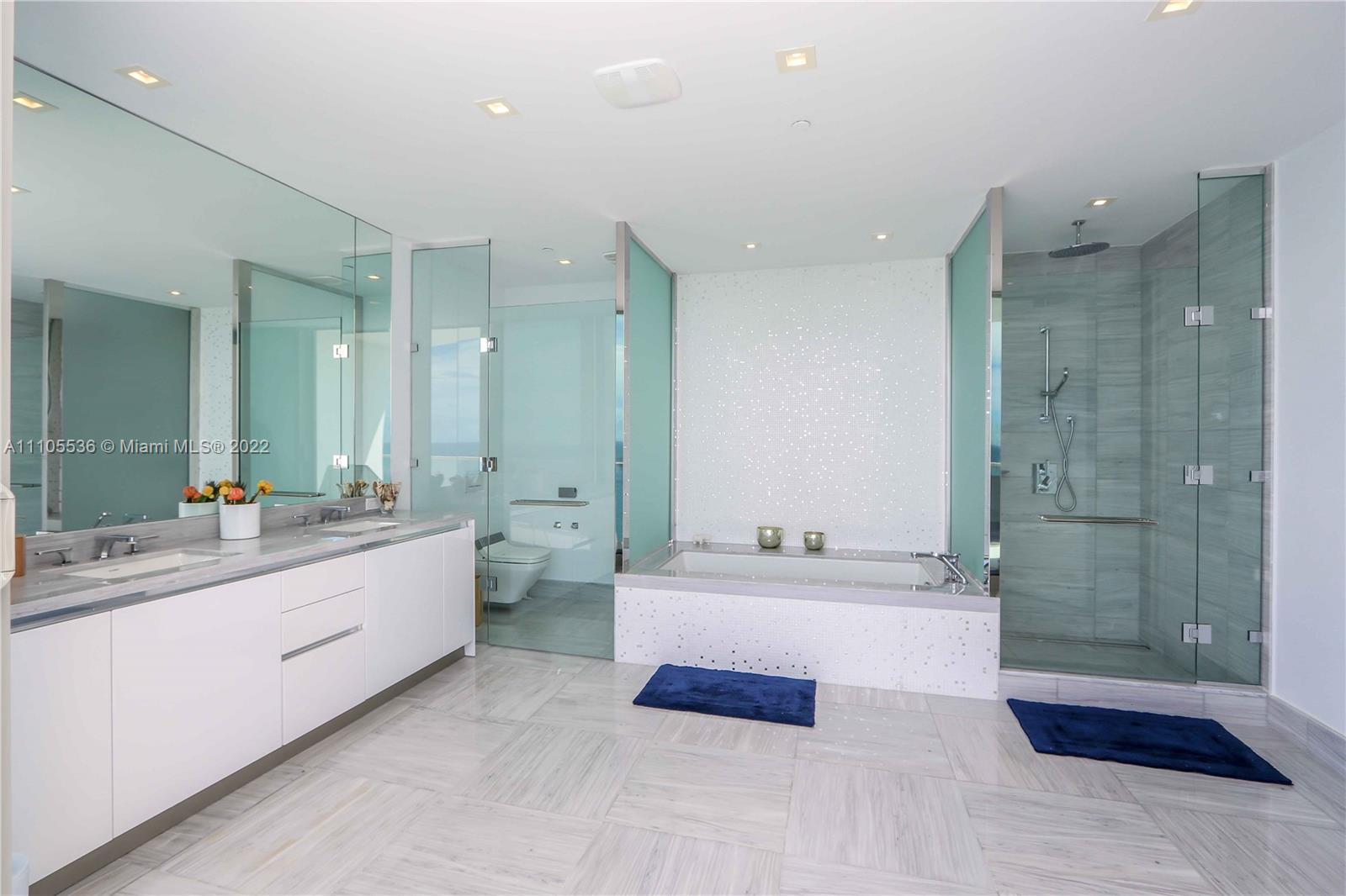 16901 Collins Ave # 2205