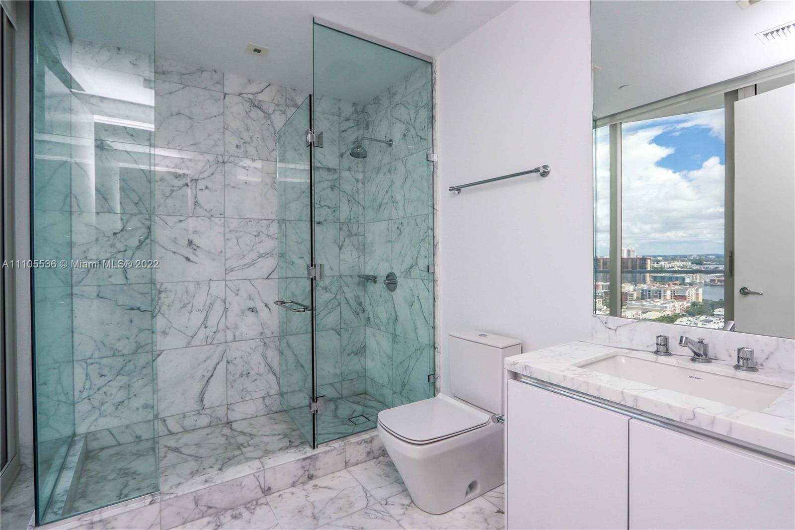 16901 Collins Ave # 2205
