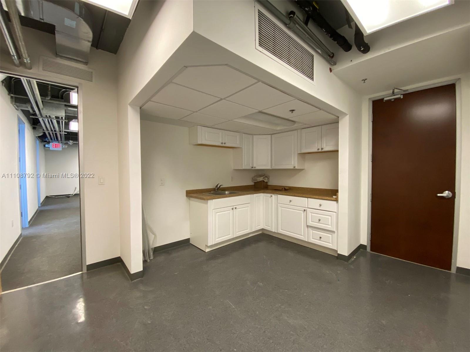 14 NE 1st Ave # 905