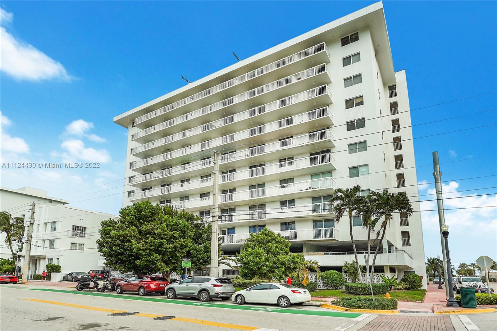 401 Ocean Dr # 302