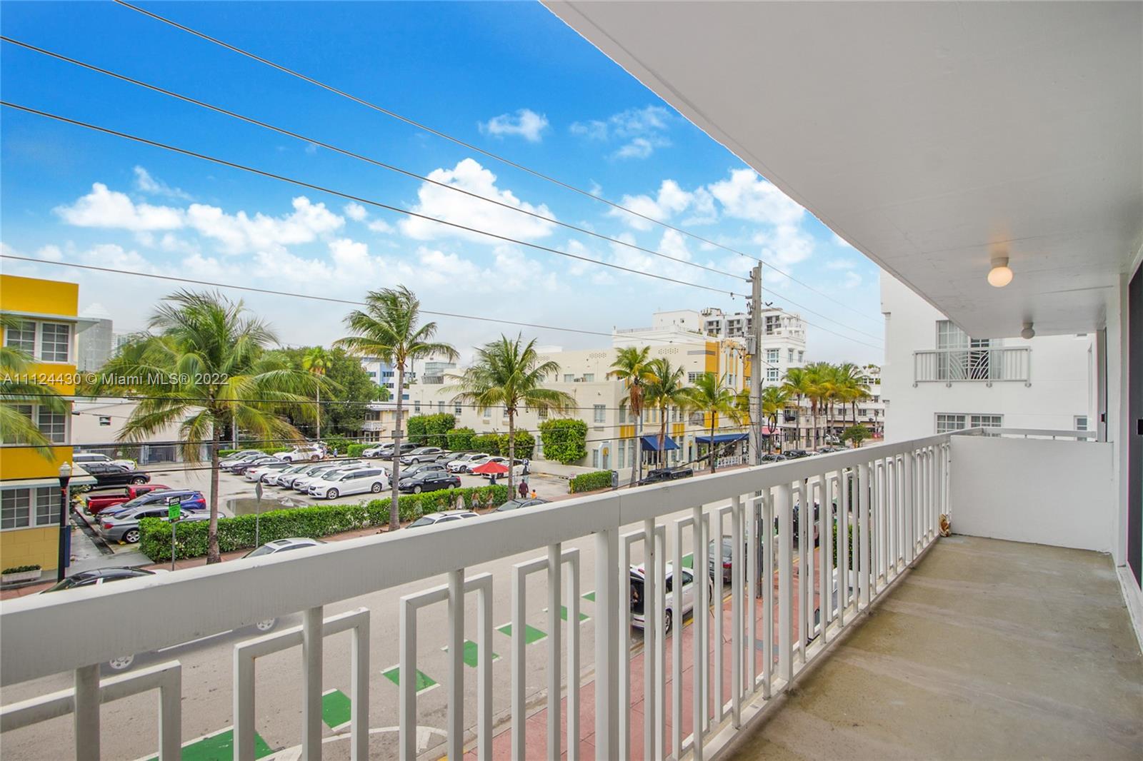 401 Ocean Dr # 302