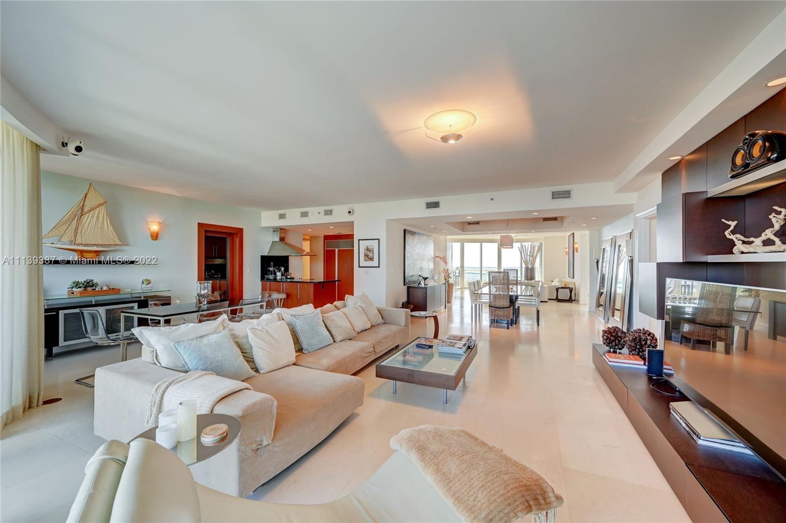 1643 Brickell Ave # 2402