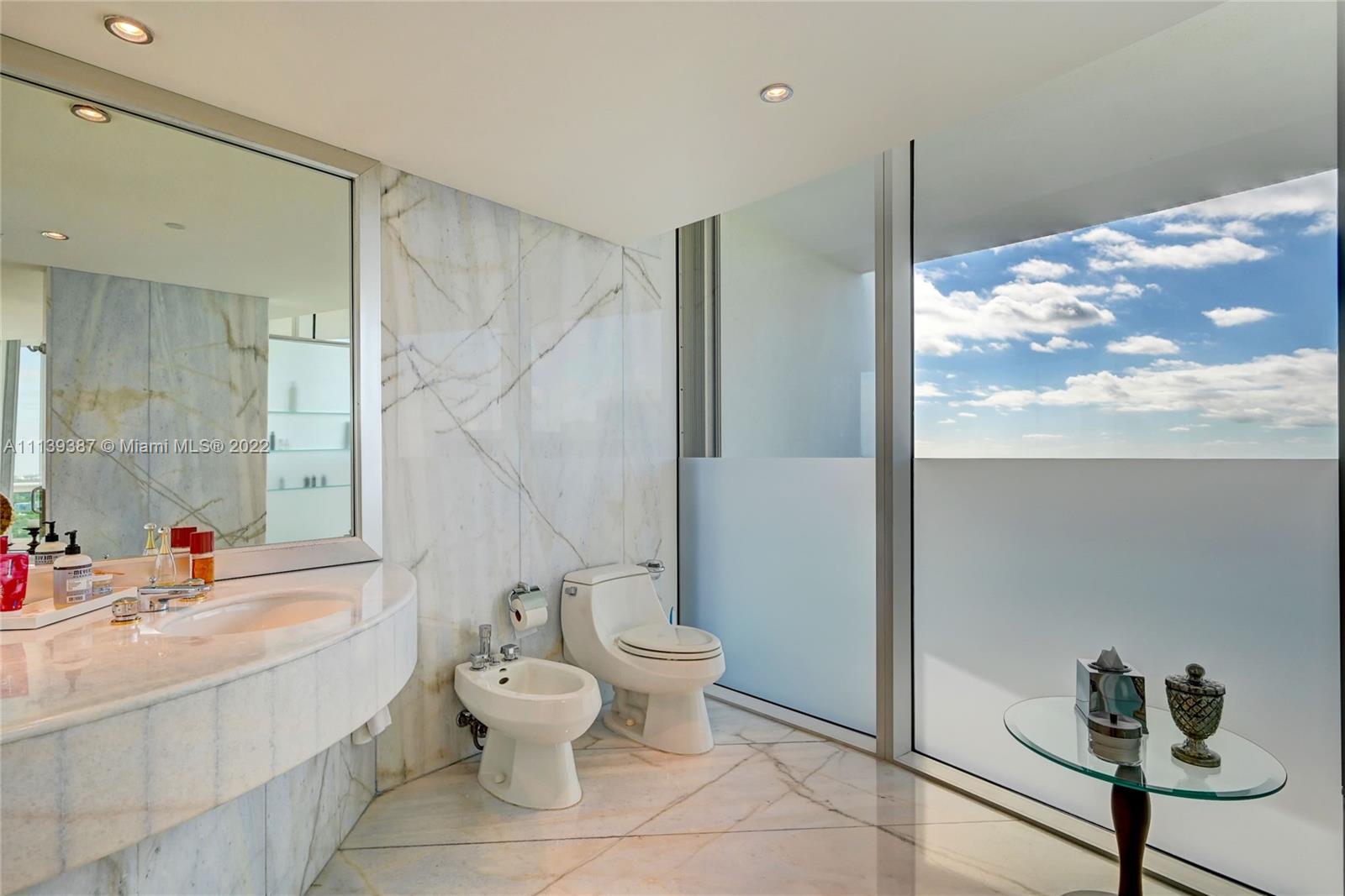 1643 Brickell Ave # 2402
