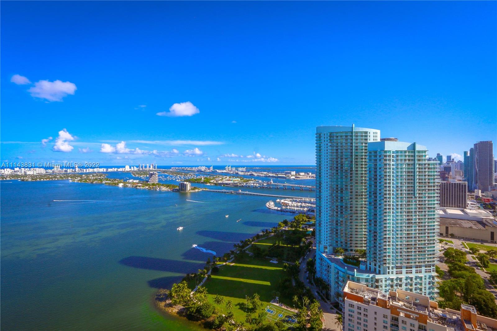 2020 N Bayshore Dr # 4003