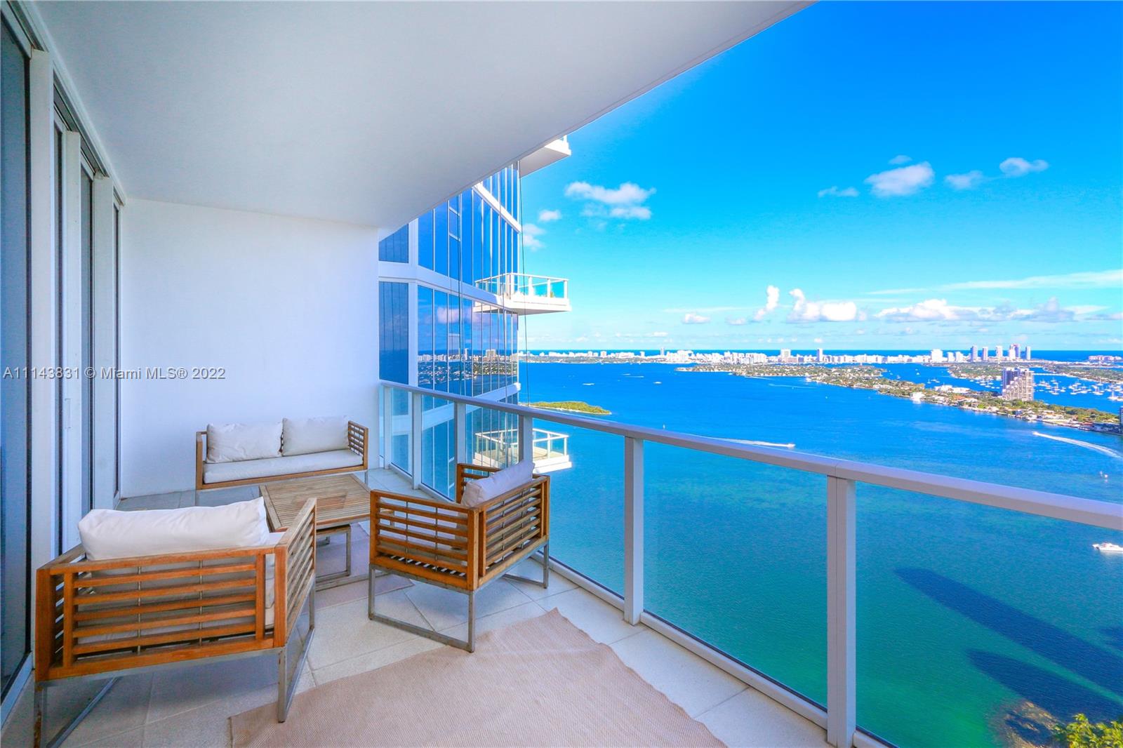 2020 N Bayshore Dr # 4003