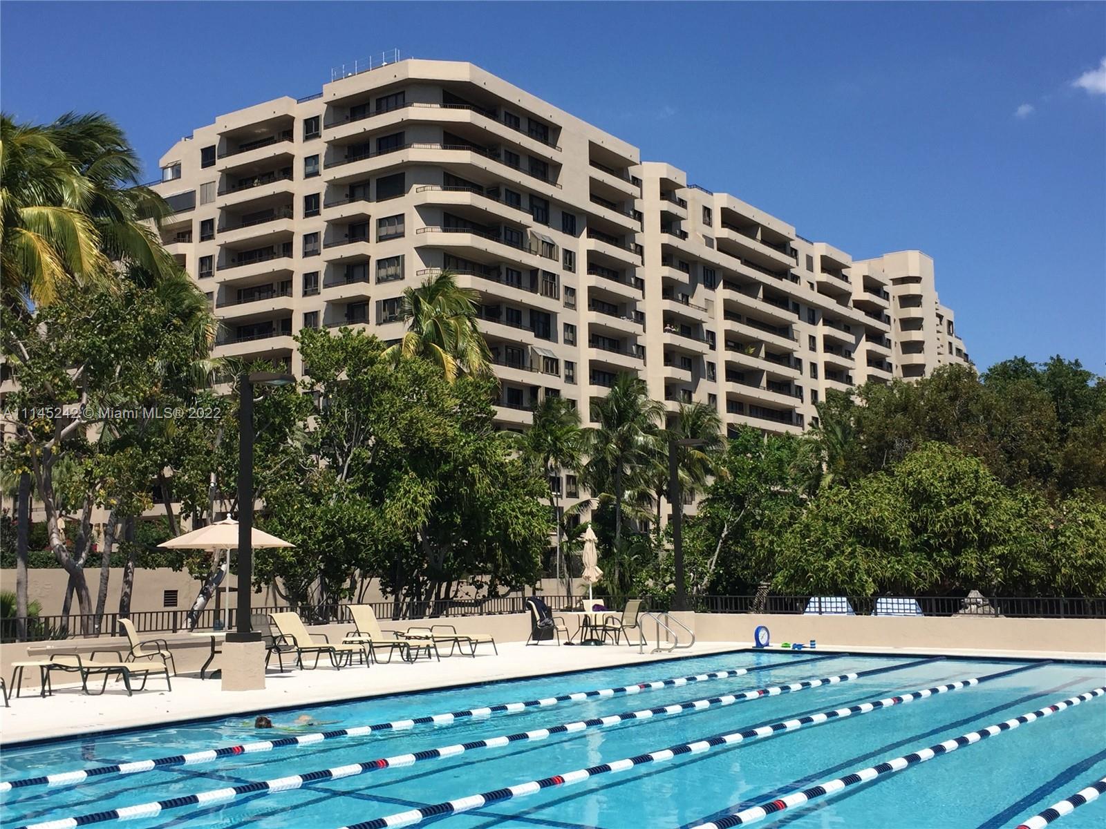 251 Crandon Blvd # 304