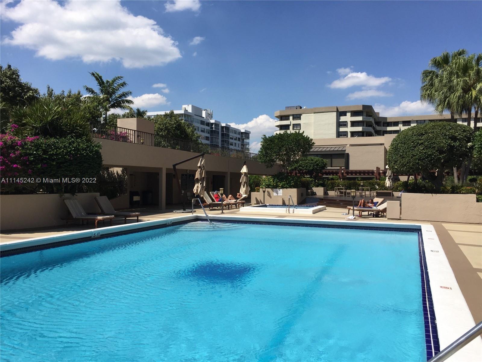 251 Crandon Blvd # 304