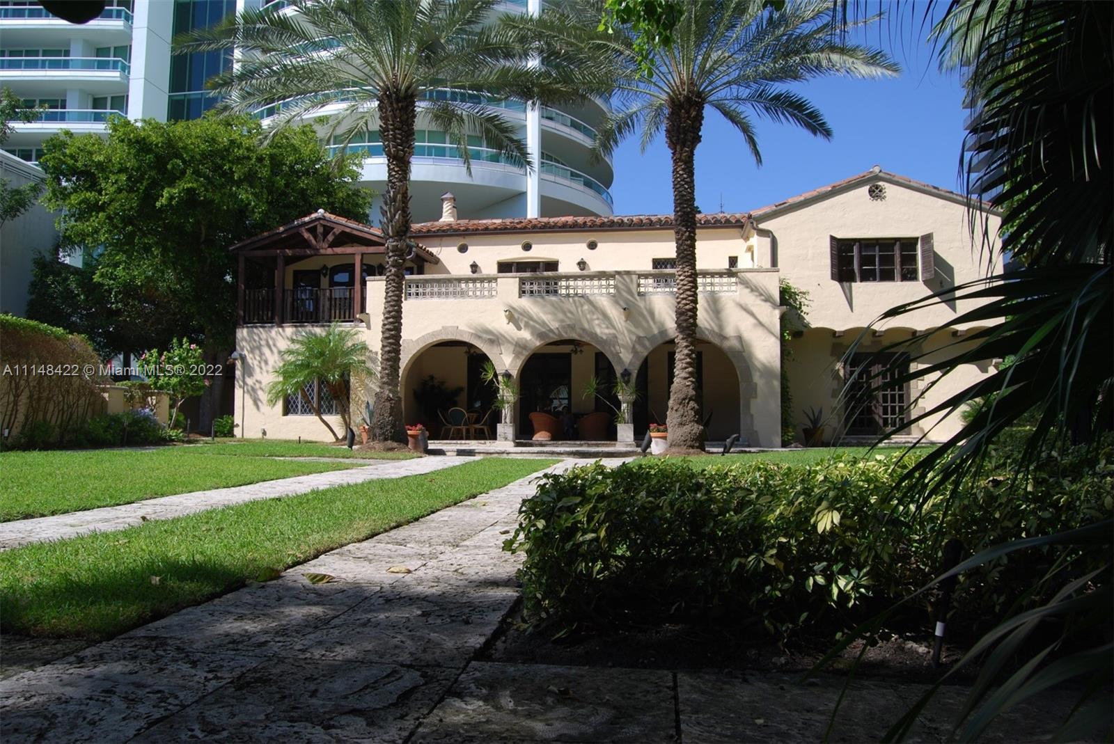 1643 Brickell Ave # 1605