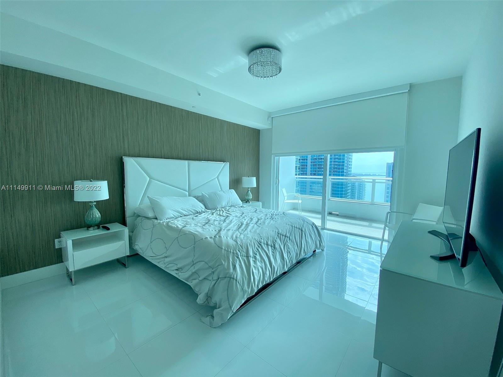 1080 Brickell Ave # 3502