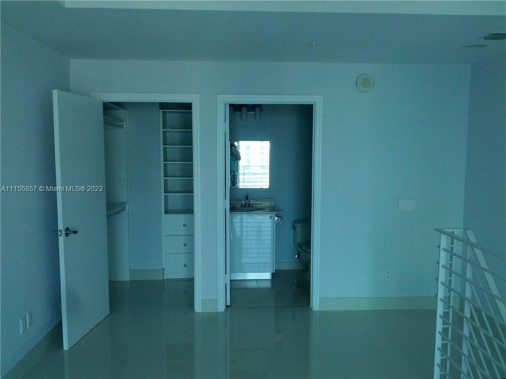 60 SW 13 ST # 2014