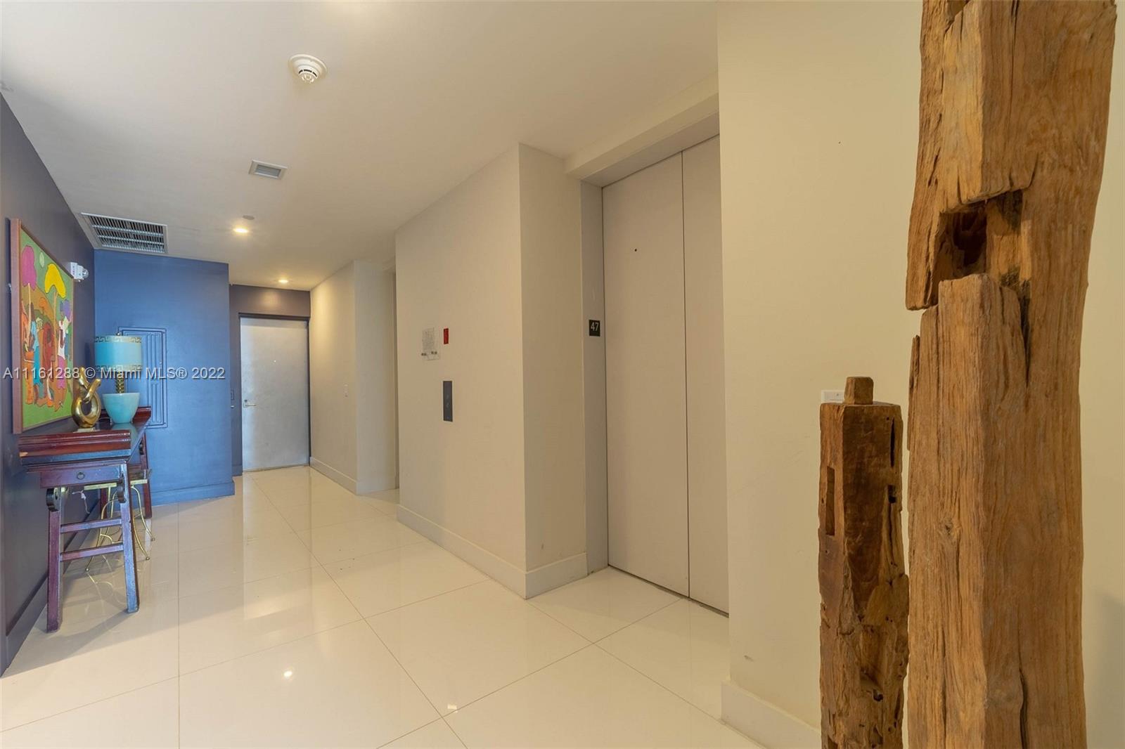 1100 Biscayne Blvd # 4703