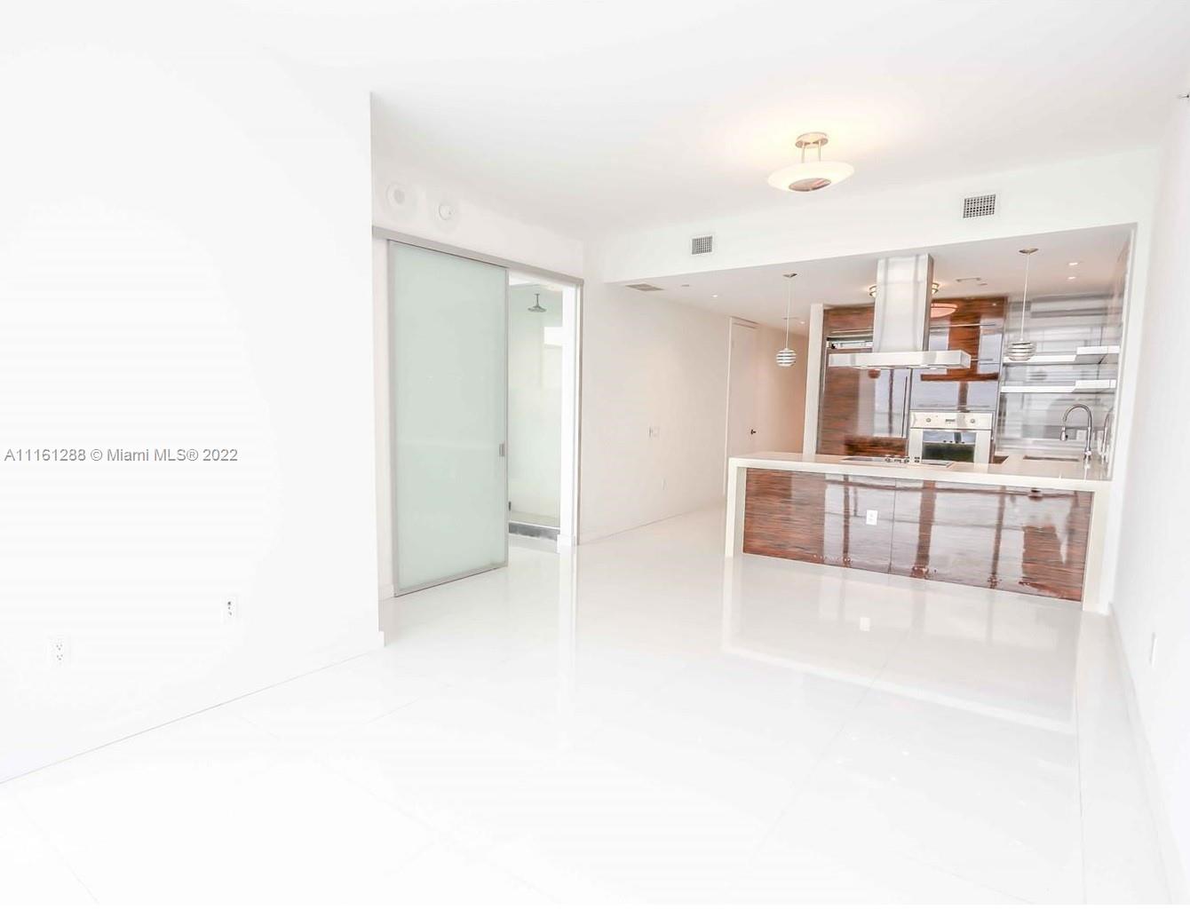 1100 Biscayne Blvd # 4703