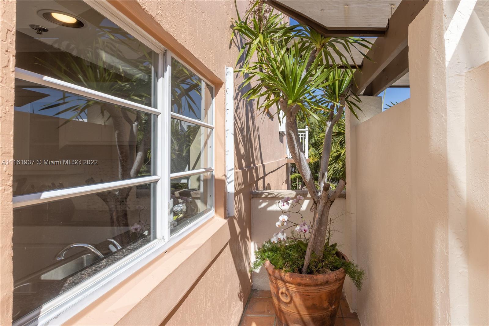 140 Jefferson Ave # 14011