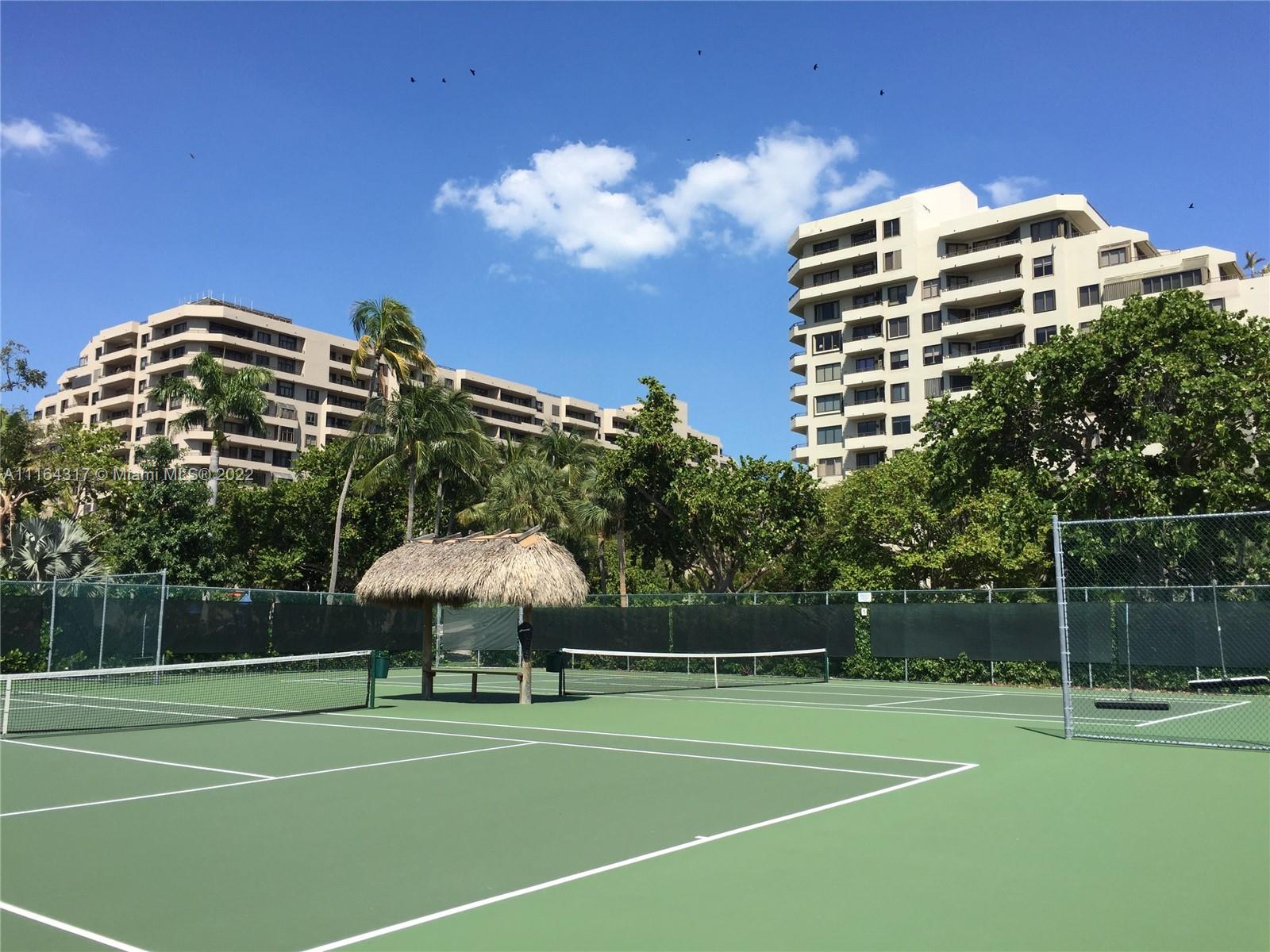 151 Crandon Blvd # 1136