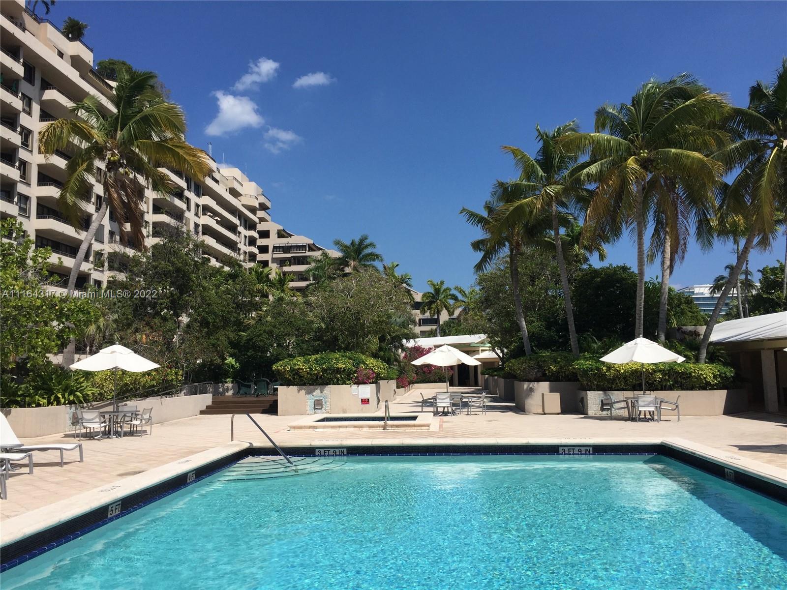 151 Crandon Blvd # 1136