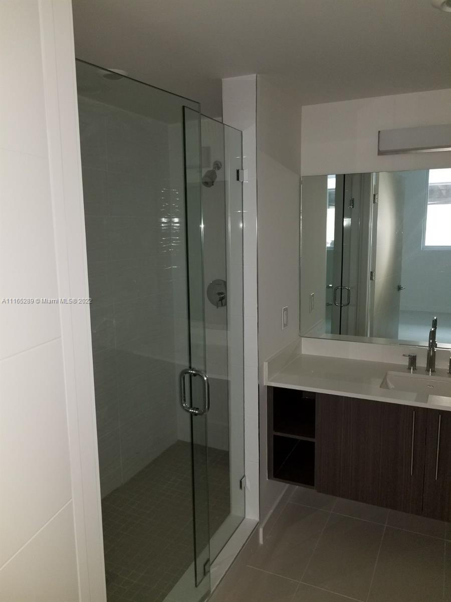 7875 NW 107 AVE # 201 Unit: 4-201