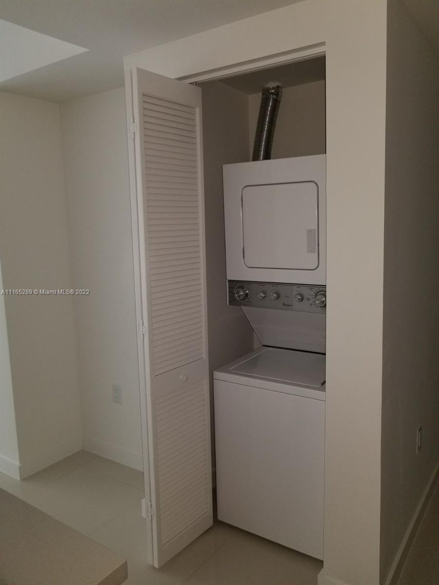 7875 NW 107 AVE # 201 Unit: 4-201