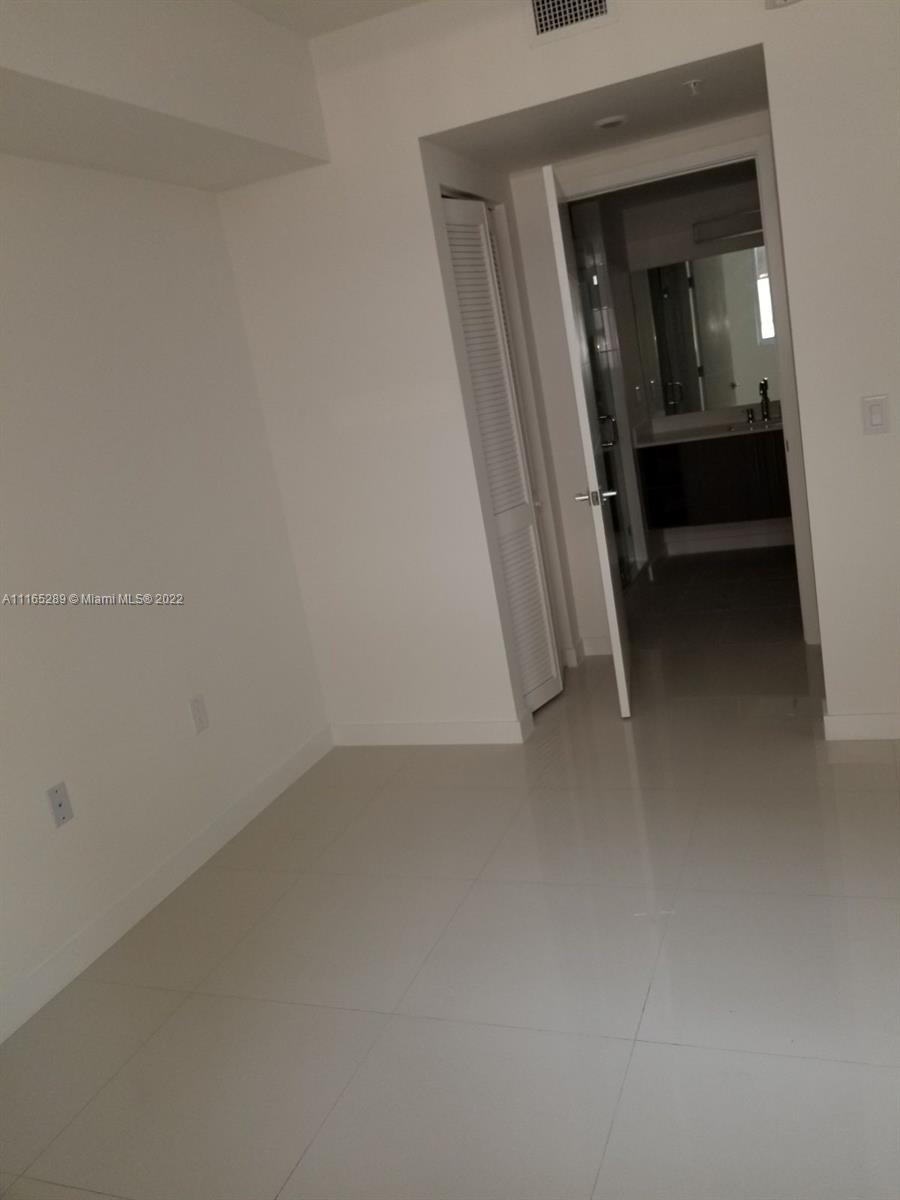 7875 NW 107 AVE # 201 Unit: 4-201