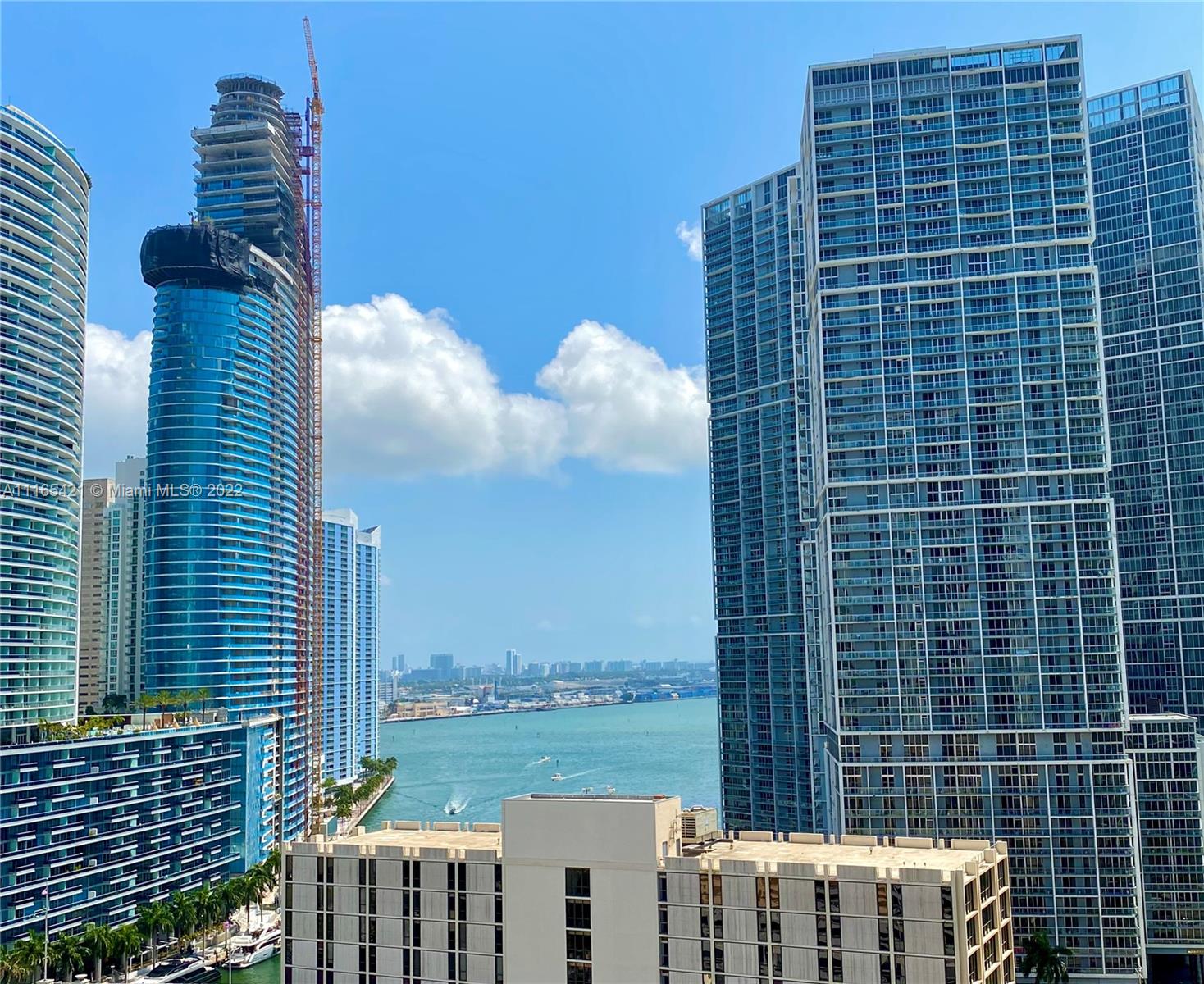 31 SE 6th St # 2304