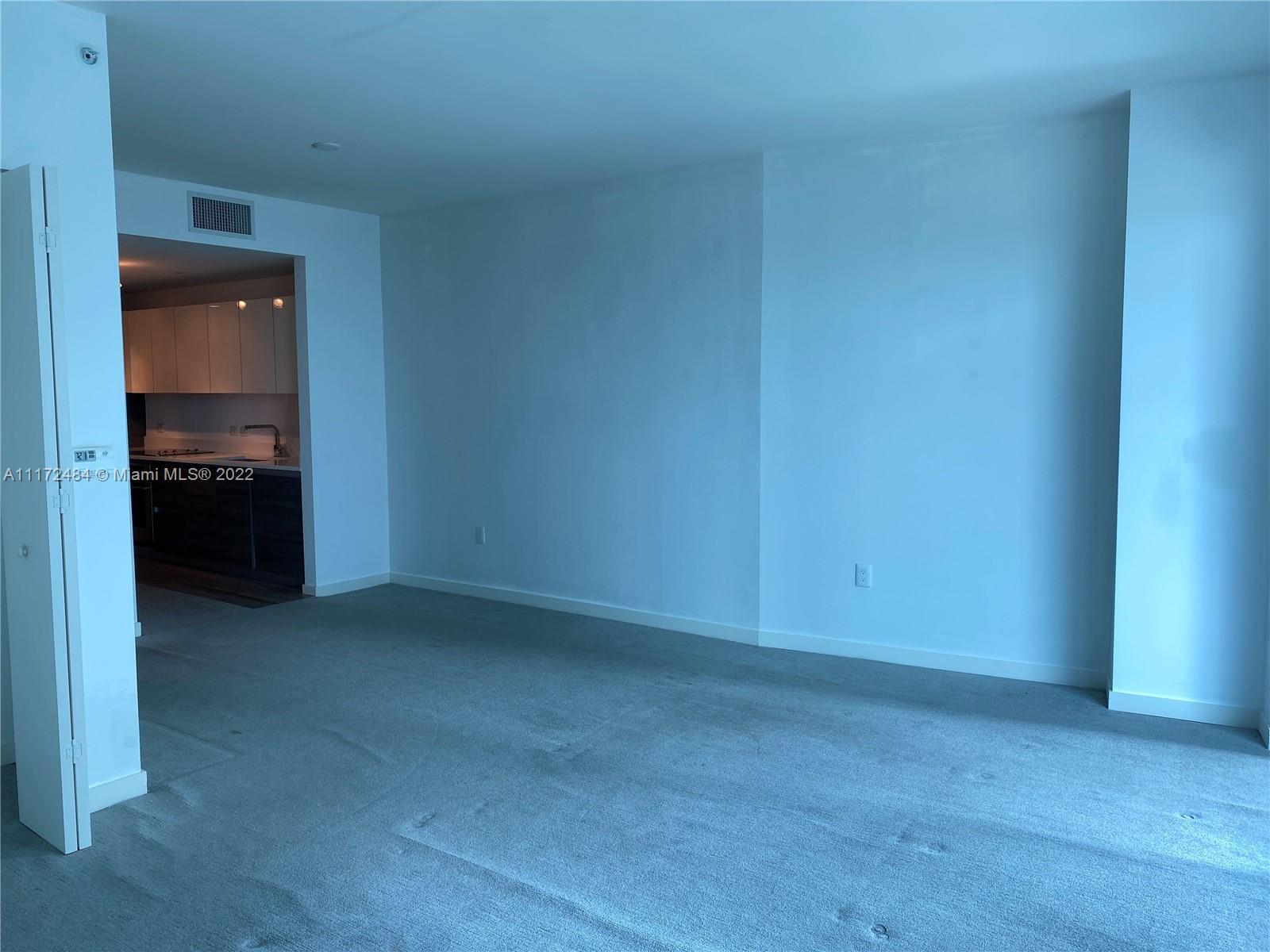 1100 S MIAMI AV Unit: 2305
