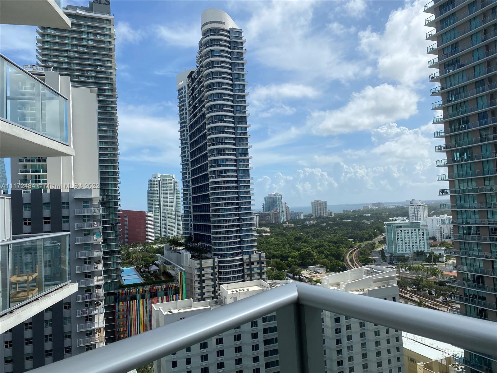 1100 S MIAMI AV Unit: 2305