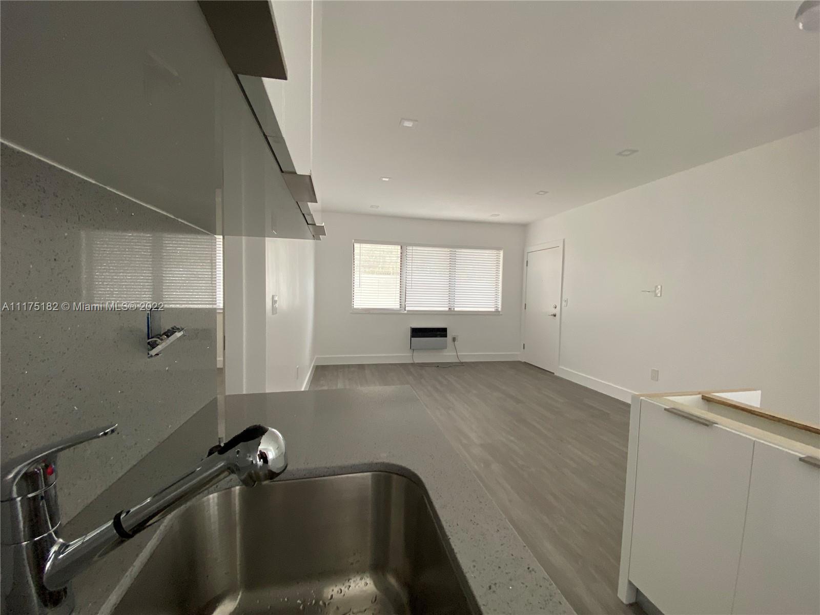 215 Zamora Ave # 7
