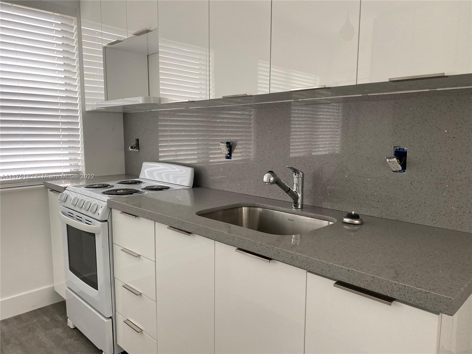 215 Zamora Ave # 7