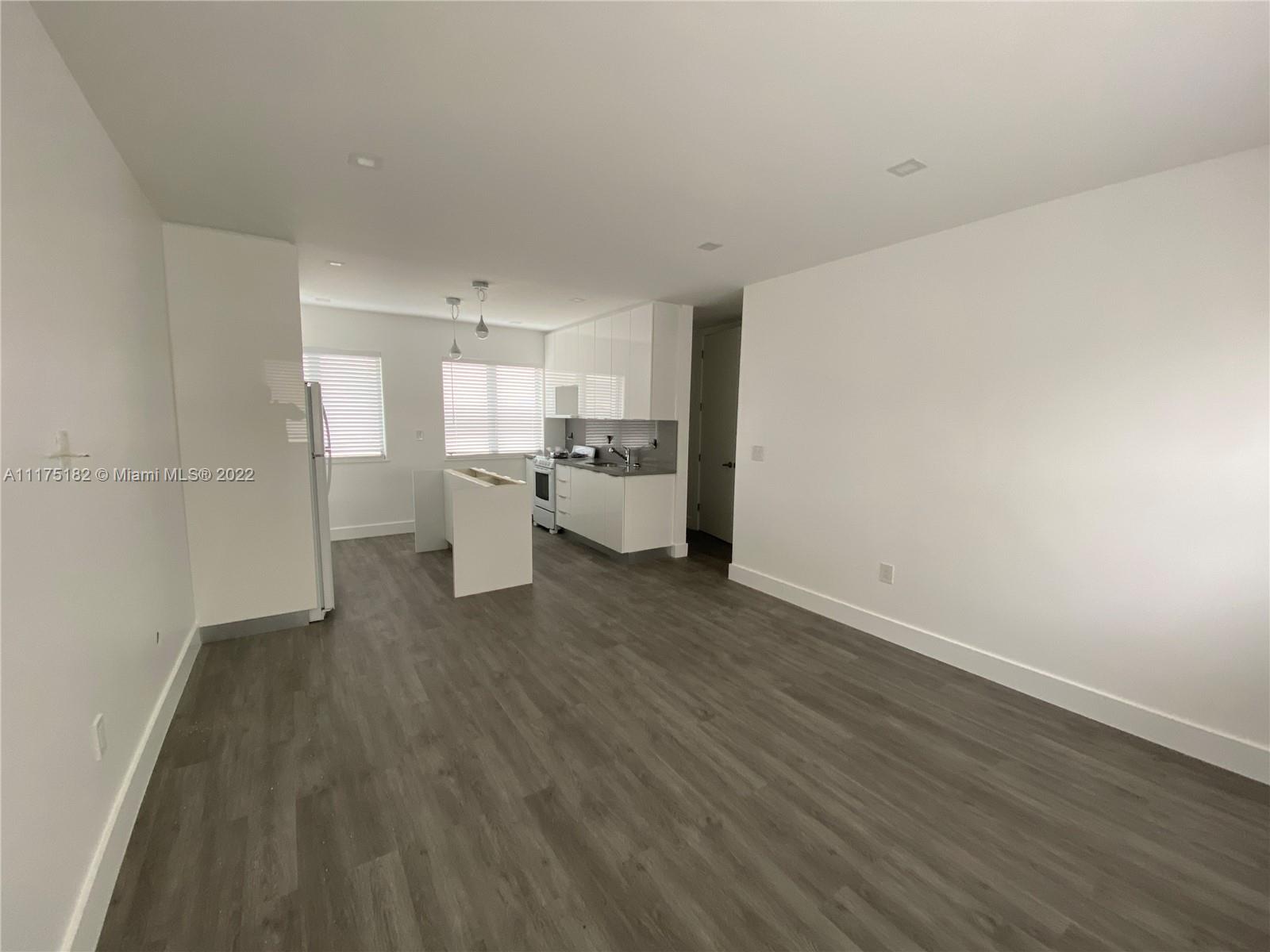 215 Zamora Ave # 7